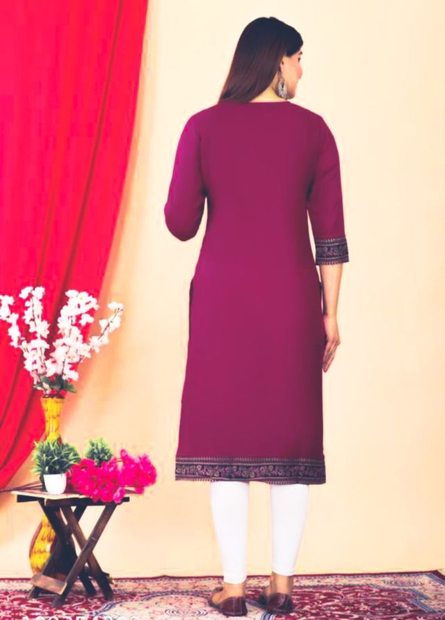 Kurti for Women – Stylish Printed & Solid Kurtis for Daily Wear
